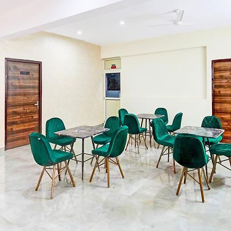Super Townhouse Sector 86 Near Sector 83 Metro Station Hotel Noida Exterior photo