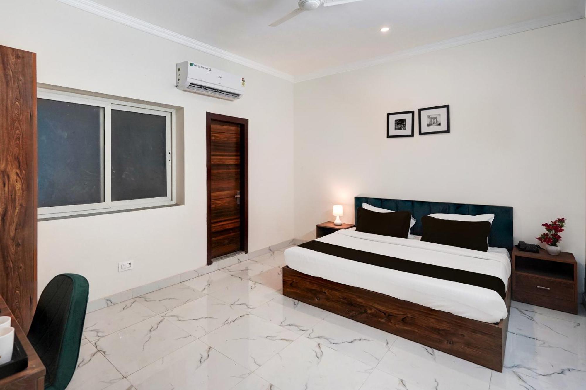 Super Townhouse Sector 86 Near Sector 83 Metro Station Hotel Noida Exterior photo